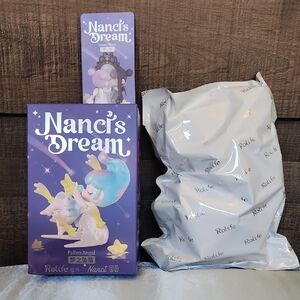 NIB Nanci's Dream Figurine Confirmed Dreamy Mirror